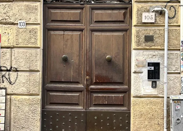 Apartment Exclusive House Ottaviano Rom